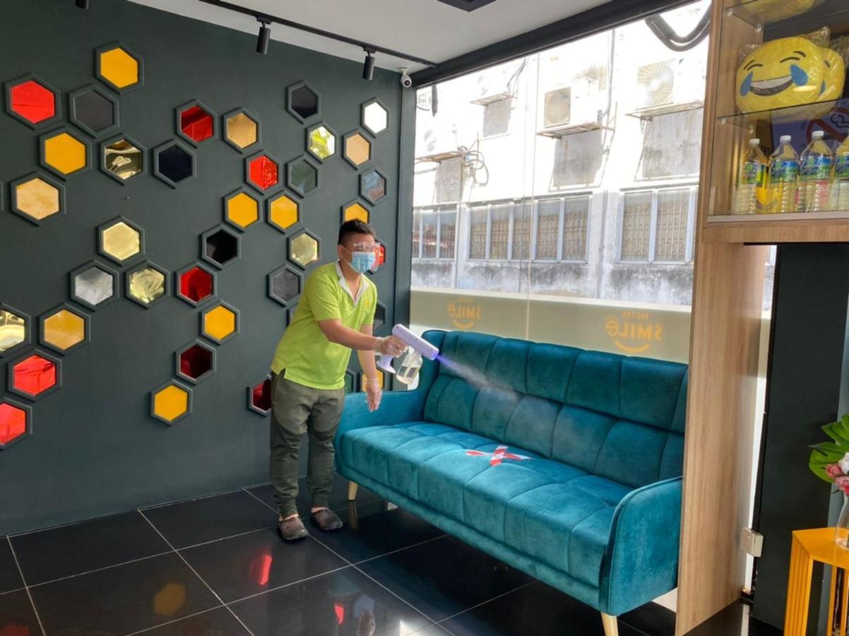 Smile Hotel Petaling Jaya Ss2 Екстериор снимка