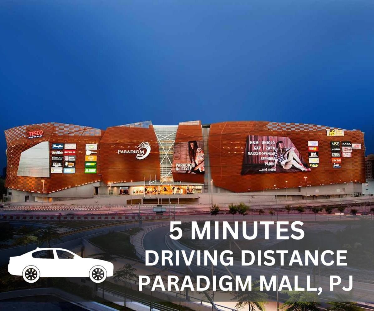 Smile Hotel Petaling Jaya Ss2 Екстериор снимка